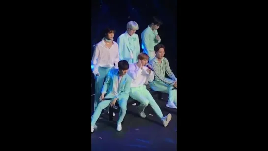 [Fancam][23.07.2017] The 1st World Tour: Beautiful in Los Angeles D-1 "HONESTLY"