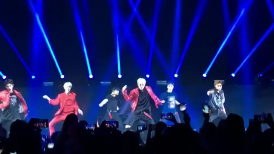 [Fancam][12.07.2017] The 1st World Tour: 'Beautiful' in Chicago "ALL IN"