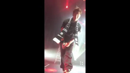 [Fancam][12.07.2017] The 1st World Tour: 'Beautiful' in Chicago (Shownu)