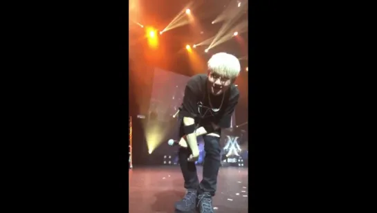 [Fancam][12.07.2017] The 1st World Tour: 'Beautiful' in Chicago (Jooheon)