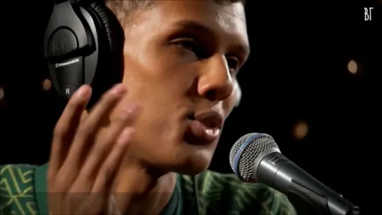 Поль Ван Авэр (Stromae) - Аве, Сезария (русские субтитры)