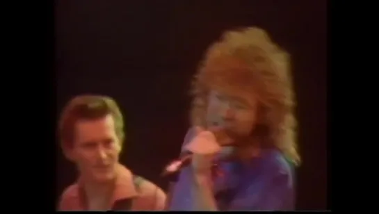 Robert Plant 1986   She Walks Right In