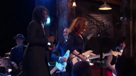 Bonnie Raitt, Tracy Chapman, Jeff Beck and Beth Hart - _“Sweet Home Chicago_“  (2012)