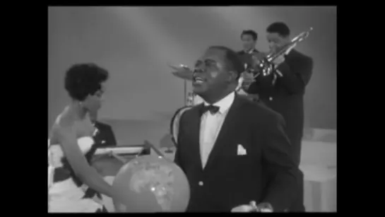 Louis Armstrong - When The Saints Go Marching In