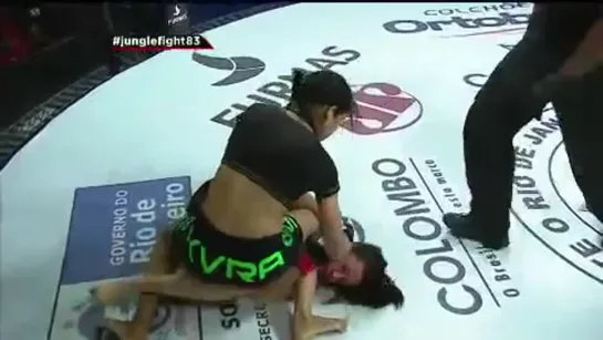 Jungle Fight 83 - Amanda Ribas x Polyana Viana