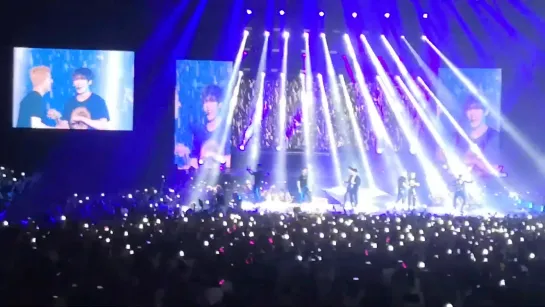 [Fancam][13.07.2019] The 3rd World Tour "WE ARE HERE" in Berlin - Fallin