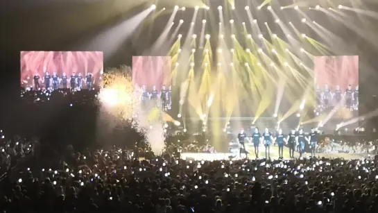 [Fancam][13.07.2019] The 3rd World Tour "WE ARE HERE" in Berlin - By My Side + Ending