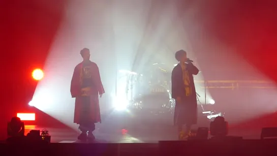 [Fancam][09.07.2019] The 3rd World Tour "WE ARE HERE" in London - SAMBAKJA TRIPLE RHYTHM