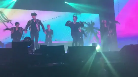 [Fancam][03.07.2019] The 3rd World Tour "WE ARE HERE" in Amsterdam - PLAY IT COOL