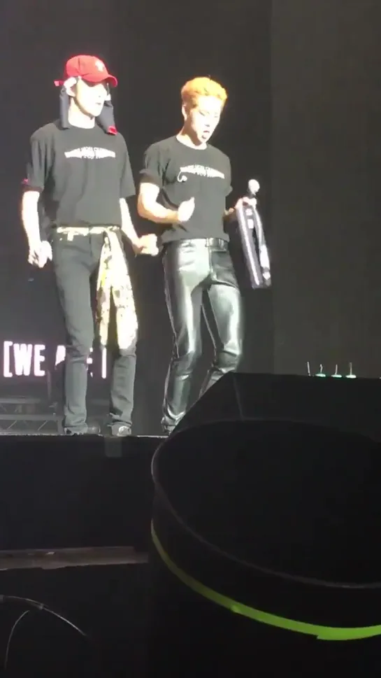 [Fancam][03.07.2019] The 3rd World Tour "WE ARE HERE" in Amsterdam - TALK 7