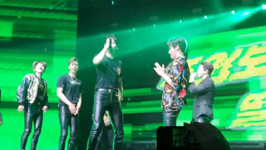 [Fancam][05.06.2019] The 3rd World Tour "WE ARE HERE" in Sydney -  FALLIN'