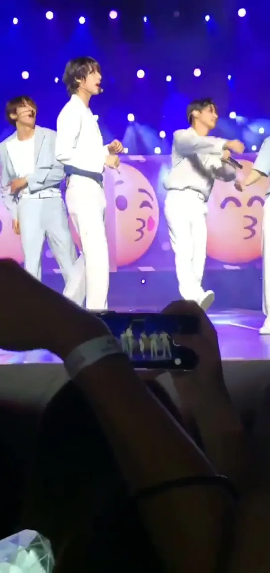 [Fancam][22.06.2019] The 3rd World Tour "WE ARE HERE" in Kuala Lumpur - No Reason