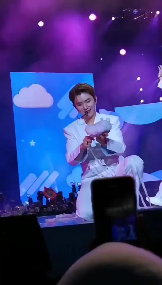 [Fancam][22.06.2019] The 3rd World Tour "WE ARE HERE" in Kuala Lumpur - Honestly (Kihyun focus)