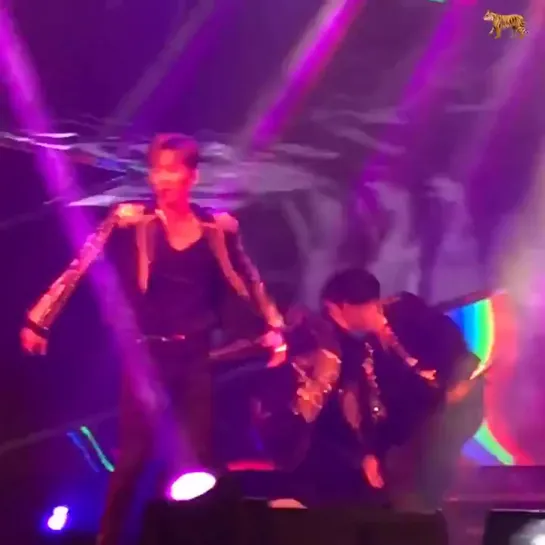 [Fancam][22.06.2019] The 3rd World Tour "WE ARE HERE" in Kuala Lumpur - Hero (Jooheon focus)