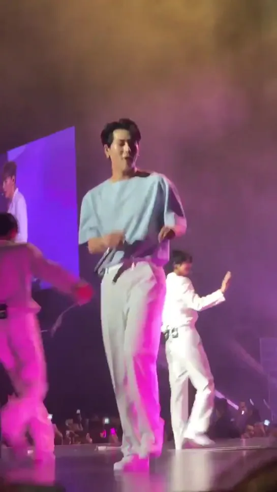 [Fancam][22.06.2019] The 3rd World Tour "WE ARE HERE" in Kuala Lumpur - Sweetheart (Jooheonfocus)