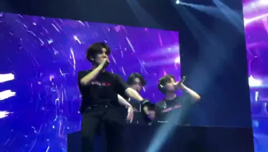 [Fancam][01.06.2019] The 3rd World Tour "WE ARE HERE" in Bangkok - DJ H.ONE