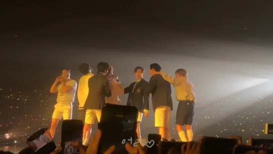 [Fancam][01.06.2019] The 3rd World Tour "WE ARE HERE" in Bangkok -  I Do Love U