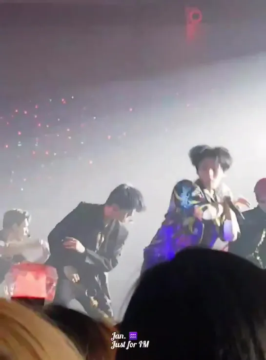 [Fancam][13.04.2019] The 3rd World Tour "WE ARE HERE" in Seoul