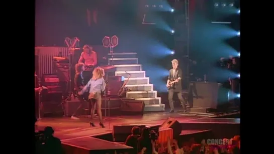 Tina Turner _ Bryan Adams - Its only Love. 1985 Private Dancer Tour