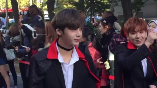 [FC|VK][30.10.2015] Monsta X Music Bank