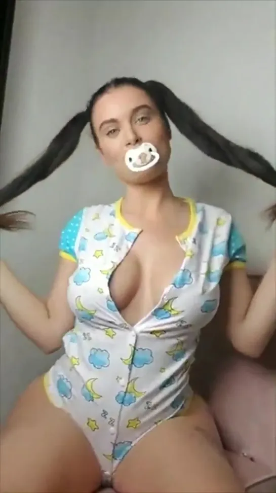 Lana Rhoades   (22)