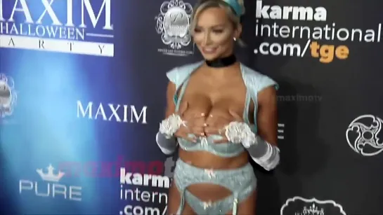 Lindsey Pelas 2017 Maxim Halloween Party