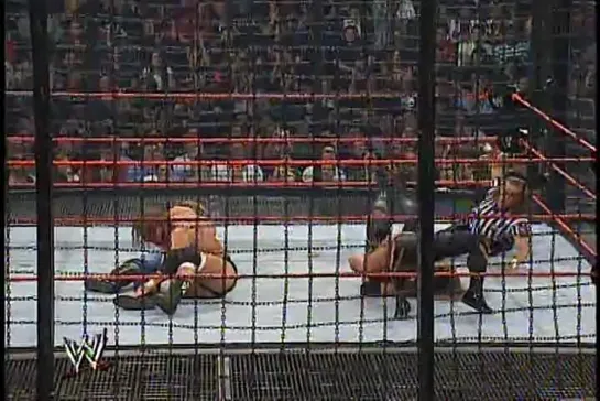 WWE New Year's Revolution 2005 - Triple H vs. Randy Orton vs. Batista vs. Edge vs. Chris Jericho vs. Chris Benoit (Elimination Chamber match for the vacant World Heavyweight Championship with Shawn Michaels as Special Guest Referee)