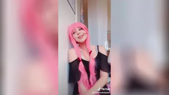 TikTok cosplay Yuno Gasai