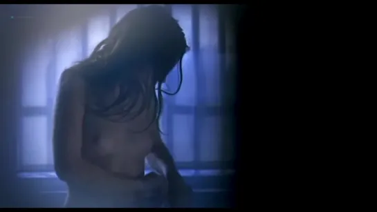 Virginie Ledoyen Nude - D'l Amour (FR 2002)