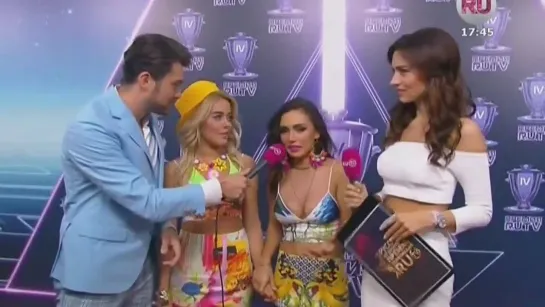 SEREBRO на красной дорожке Премии RU.tv 2014