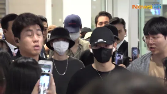 190707 Airport Hong Kong ➡ Airport Incheon✈