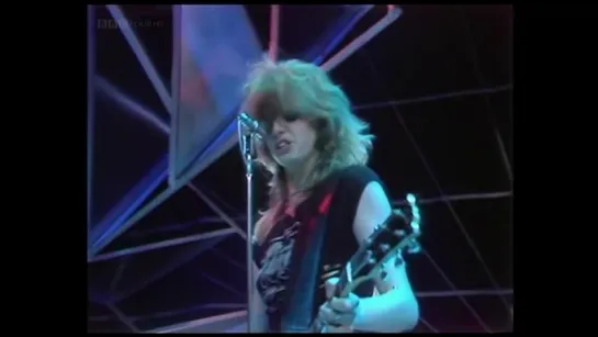 Girlschool - Hit And Run (1981)