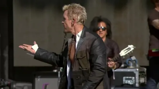 Billy Idol - Eyes Without a Face  (Live 2015)