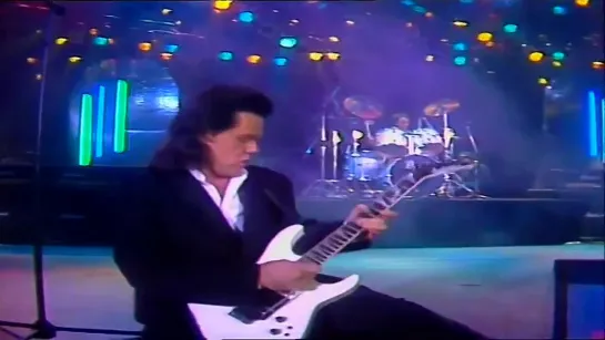 Gary Moore - Friday On My Mind (1987 HD)