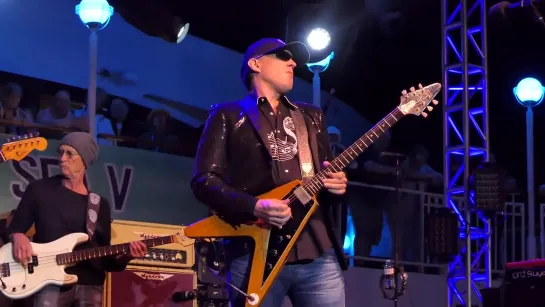 Joe Bonamassa & Friends - Double Crossing Time (KTBA Cruise 2019 HD)