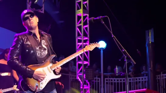 Joe Bonamassa & Larkin Poe - Spoonful (KTBA Cruise 2019 HD)