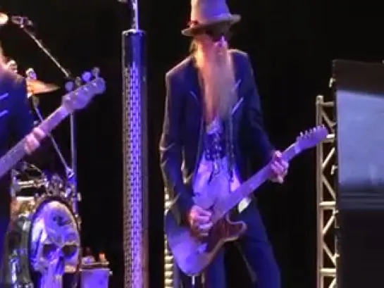 ZZ Top - Jesus Just Left Chicago "Crocus City Hall" 2012.07.16 (Москва)