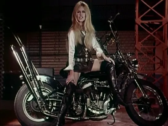 Brigitte Bardot - Harley Davidson