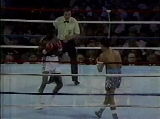 1987-05-02 Hector Camacho vs Howard Davis