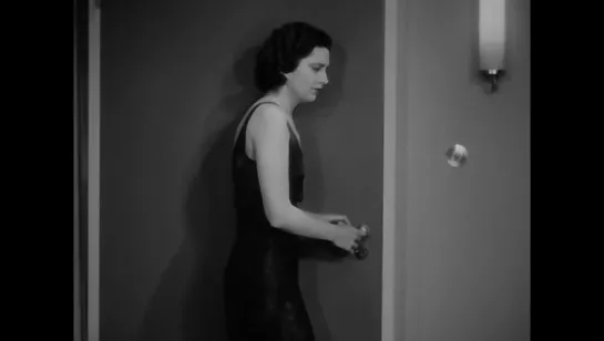 Переполох в раю / Неприятности в раю / Trouble in Paradise (Эрнст Любич / Ernst Lubitsch) [1932, США, комедия]