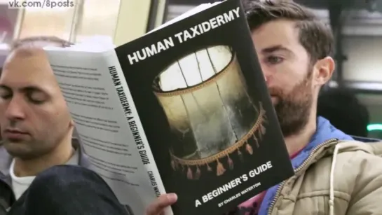 Мужик читает в метро книги со странными и смешными обложками / Subway reading - Taking Fake Book Covers on the Subway