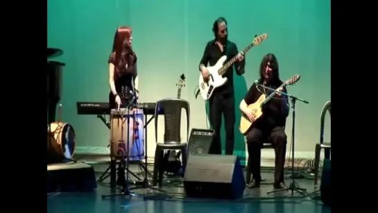 Luis Salinas, Marina, Nancy y Amilcar Abalos interpretando dos zambas de Adolfo Abalos