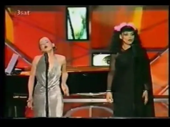 NINA HAGEN & MERET BECKER "Moon of Alabama"