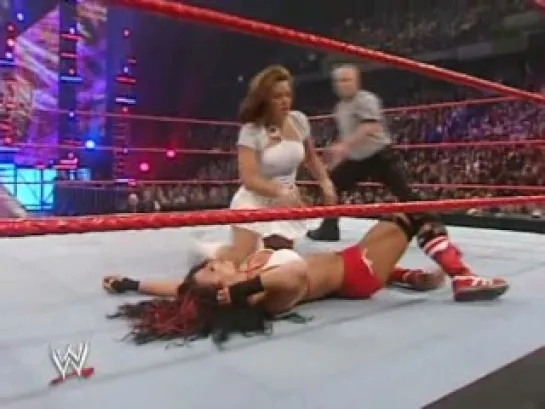 WWE Revolution 2007 Victoria vs Mickie James