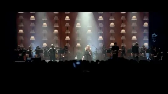 Adele - Set Fire To The Rain (Live At The Royal Albert Hall)