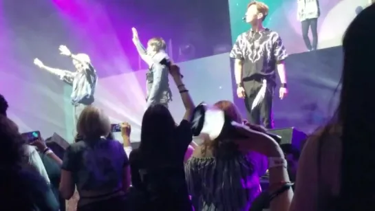 [Fancam][20.07.2018] The 2nd World Tour "The Connect" In Chicago  (White Love)