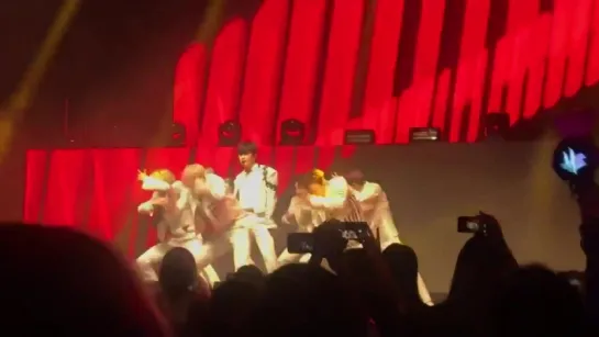 [Fancam][20.07.2018] The 2nd World Tour "The Connect" In Chicago