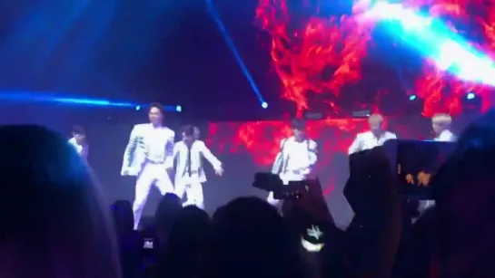 [Fancam][20.07.2018] The 2nd World Tour "The Connect" In Chicago