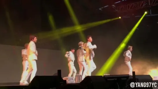 [Fancam][14.07.2018] The 2nd World Tour "The Connect" In Taipei  (Be quiet)