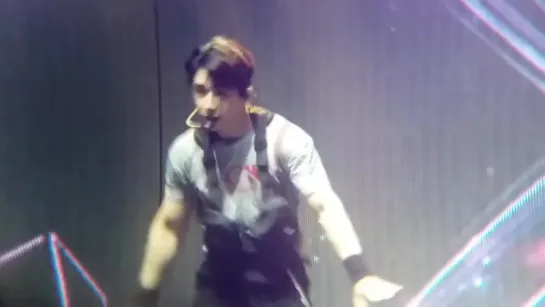 [Fancam][10.07.2018] The 2nd World Tour "The Connect" In Hong Kong  (Wonho Focus Because Of You)